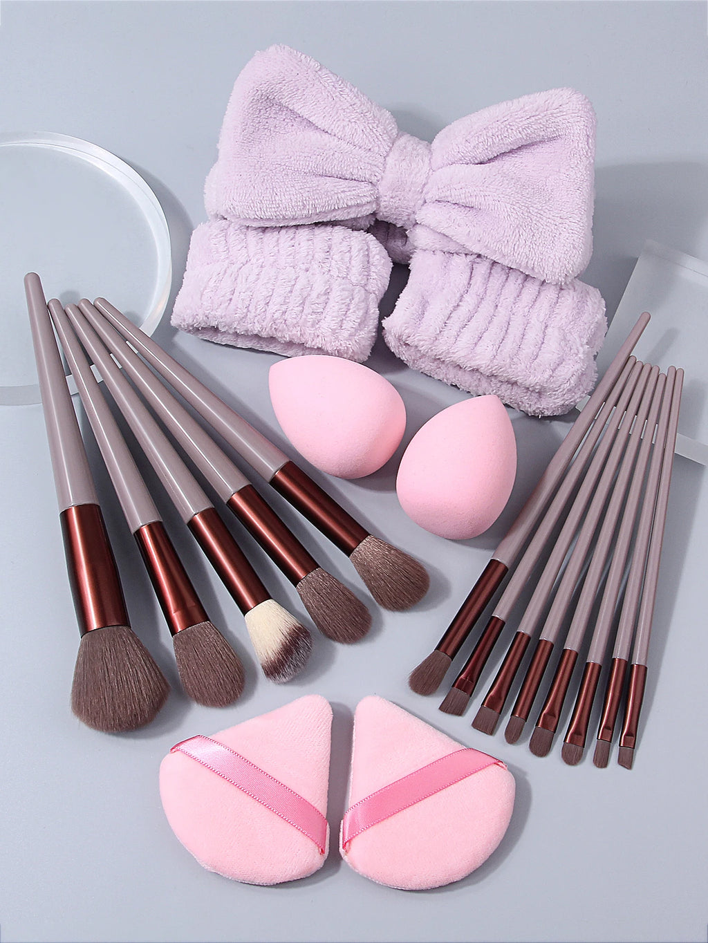 20Pcs Makeup Set Including Makeup Brushes, Beauty Sponges, Powder Puffs, Wrist Straps and Hair Band, Essential Beauty Care Tools